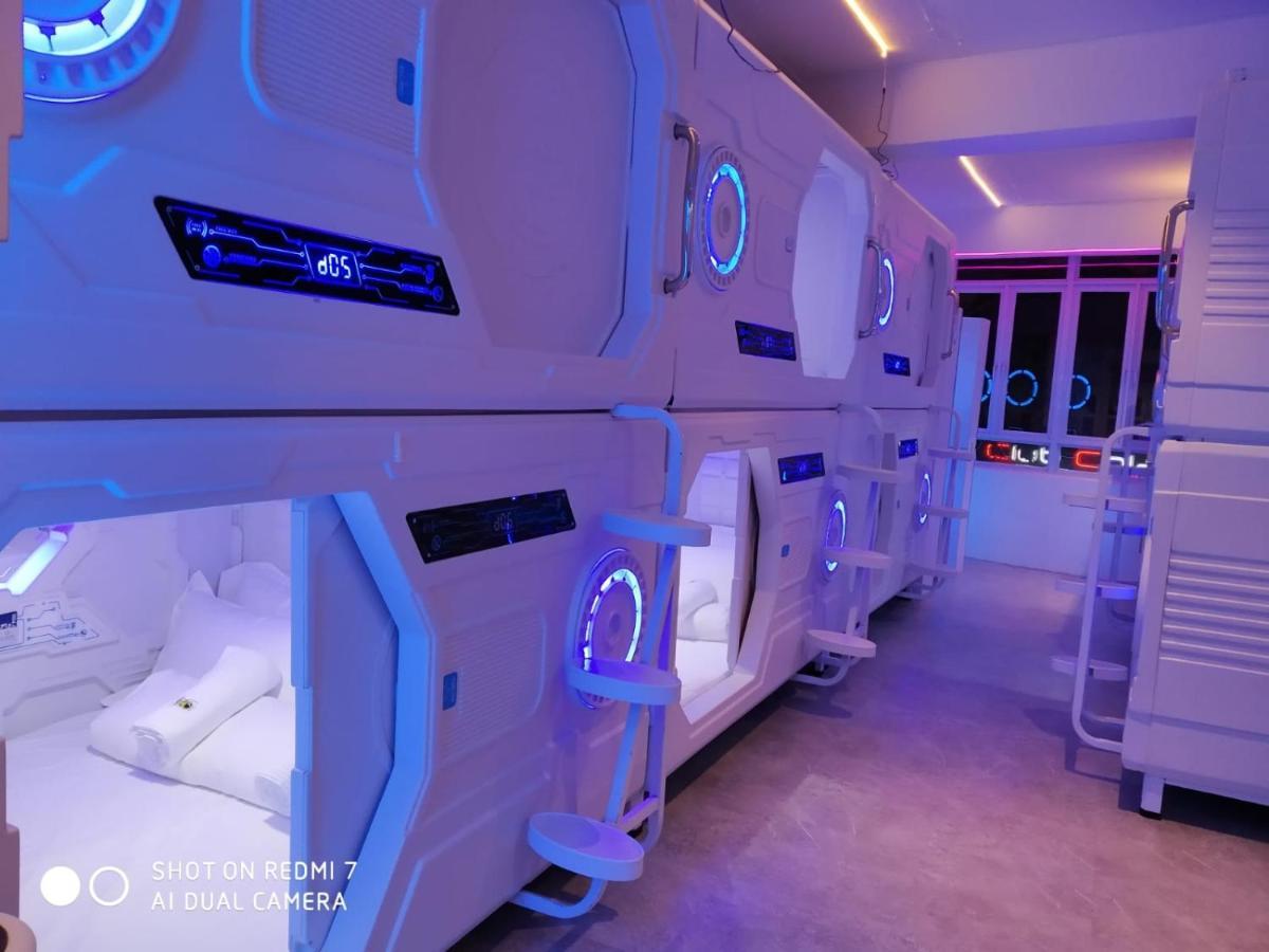 Galaxy Pods Capsule Hotel Boat Quay Singapore Ngoại thất bức ảnh